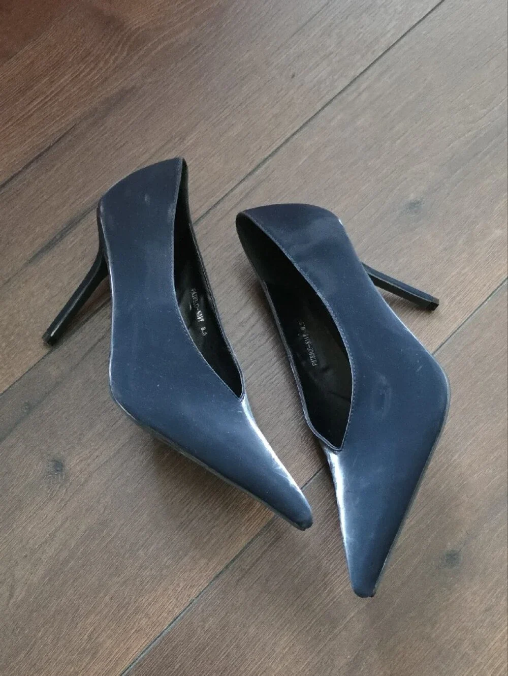Azalea Wang Akira‎ Patricc Navy Liquid Luxe Stiletto Pump
